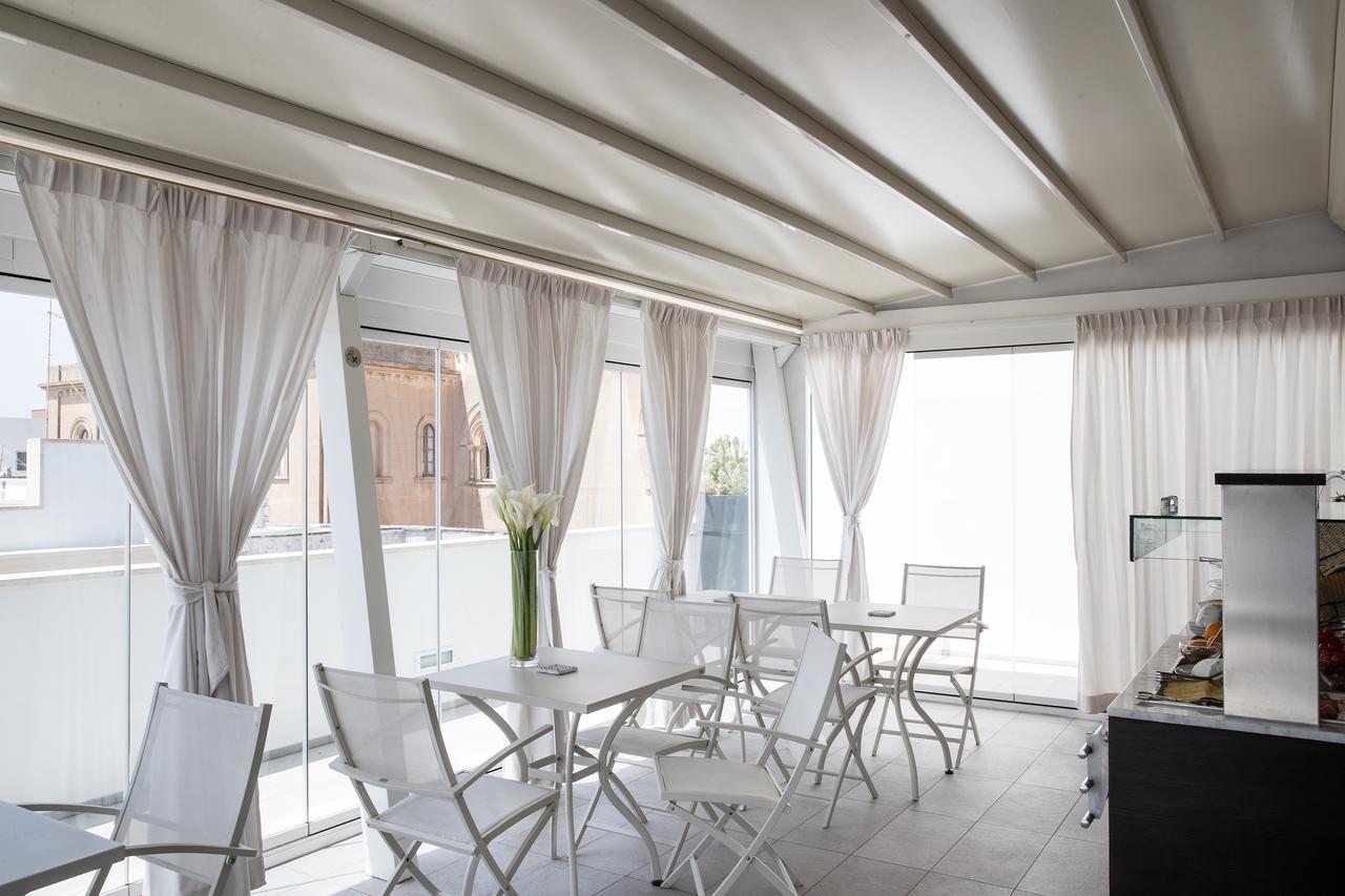 ガリポリ Palazzo Perla Bed & Breakfast エクステリア 写真